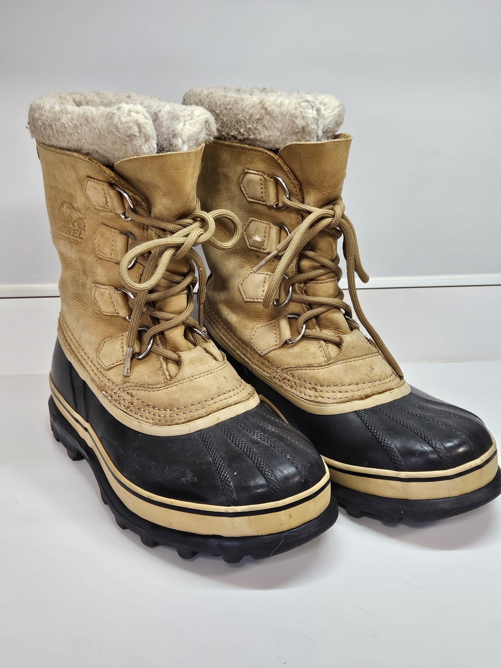 SOREL Caribou Waterproof Leather Rubber Winter Boots Buff Tan Women's 8